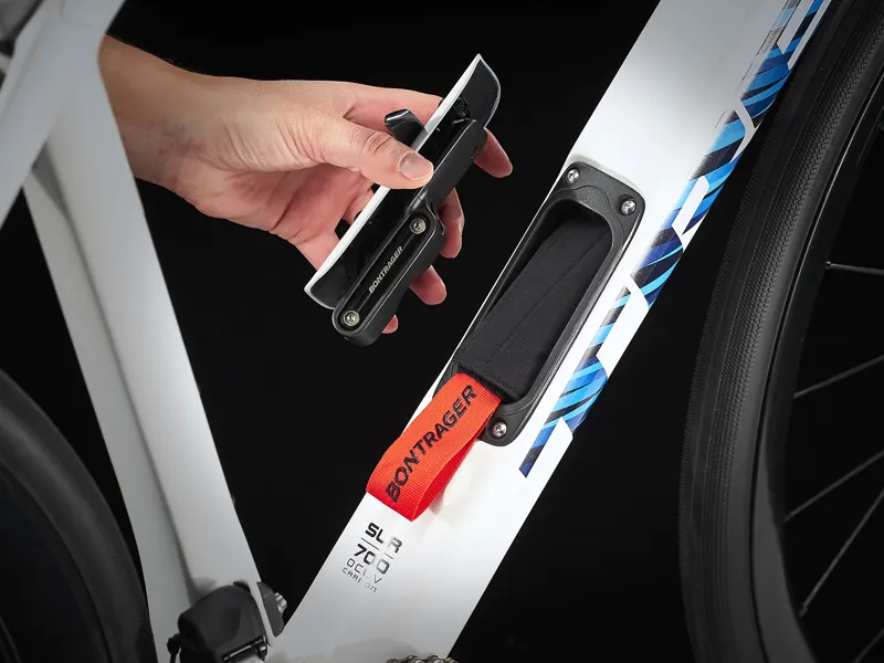 2022 Trek Domane SLR 9 Road Bike Trek White and Blue-4